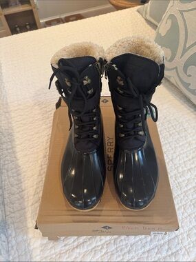 Sperry Black Shearling-Trim Lace-Up Duck Boots for Women